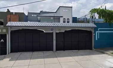 Sesión de derechos Ciudad satélite