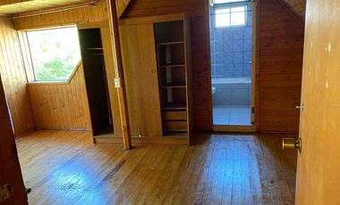 Se arrienda casa céntrica- Villa Pdte Ibañez .