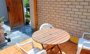 Ideal para estudiantes: habitación práctica y bien ubicada