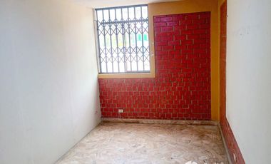 Ideal para estudiantes: habitación práctica y bien ubicada