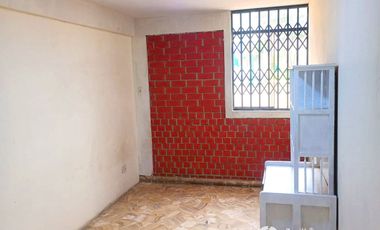 Ideal para estudiantes: habitación práctica y bien ubicada