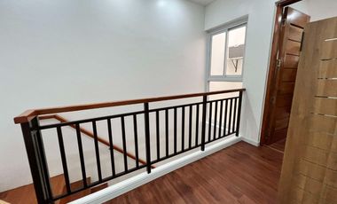 Brgy.Roxas Quezon City For Sale 3 Storey Townhouse 4 Bedrooms near Scout Reyes rg