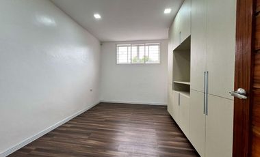 Brgy.Roxas Quezon City For Sale 3 Storey Townhouse 4 Bedrooms near Scout Reyes rg