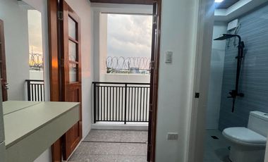 Brgy.Roxas Quezon City For Sale 3 Storey Townhouse 4 Bedrooms near Scout Reyes rg