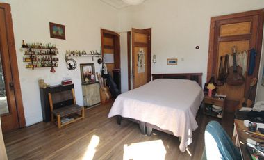 Casona Colonial en zona típica de Santiago, a pasos de estación de Metro Matta