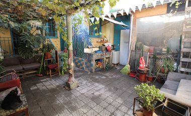 Casona Colonial en zona típica de Santiago, a pasos de estación de Metro Matta