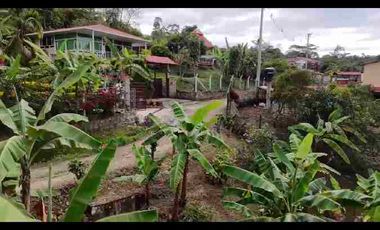 Casa lote 200M2 plano 
🏡 Tu refugio campestre a solo minutos de la ciudad 🌿 ideal para pensionados