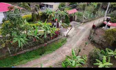 Casa lote 200M2 plano 
🏡 Tu refugio campestre a solo minutos de la ciudad 🌿 ideal para pensionados