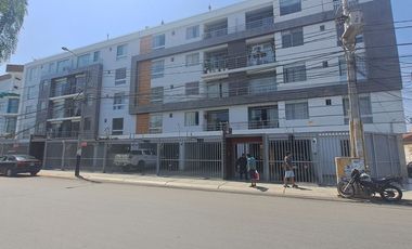 DEPARTAMENTO EN VENTA – AV. GRAU – CHICLAYO
