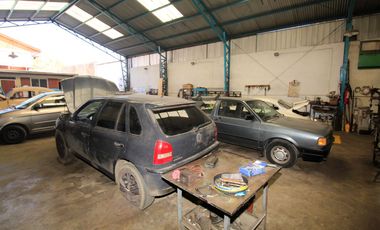 CASA Y TALLER TOTALMENTE EQUIPADO OPORTUNIDAD