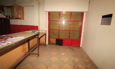 LOCAL ESQUINA EN PLENA AVENIDA FERMIN VIVACETA