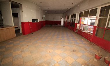 LOCAL ESQUINA EN PLENA AVENIDA FERMIN VIVACETA