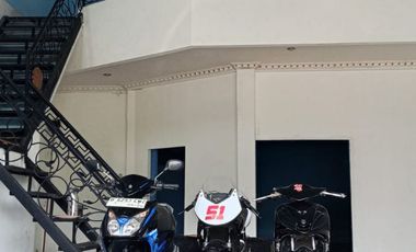 Ruko 2 Lantai di Jl. Brigjend Sudiarto Serengan, Solo, Siap Pakai