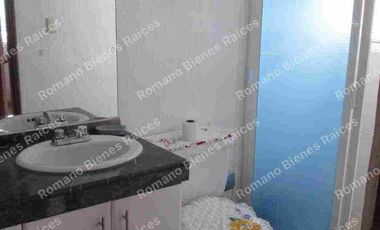 Juriquilla vendo linda casa cerquita de la UVM