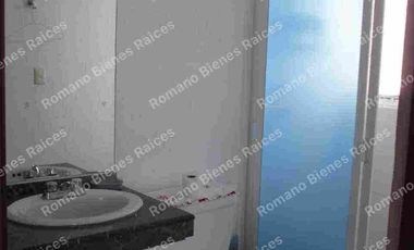 Juriquilla vendo linda casa cerquita de la UVM