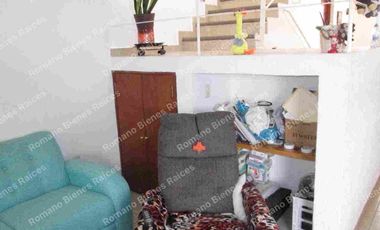 Juriquilla vendo linda casa cerquita de la UVM