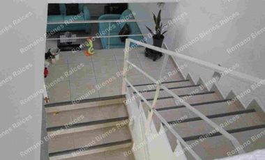 Juriquilla vendo linda casa cerquita de la UVM