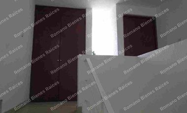 Juriquilla vendo linda casa cerquita de la UVM