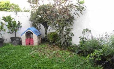 Juriquilla vendo linda casa cerquita de la UVM