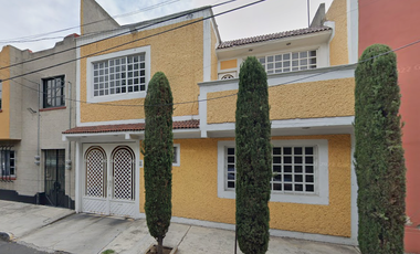 CASA EN AZCAPOTZALCO SAN ALVARO EN GRAN VENTA DE REMATE