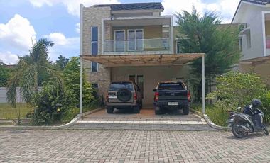 Dijual Rumah Di Benison Resident Jl SM Amin/ Arengka 2 Pekanbaru