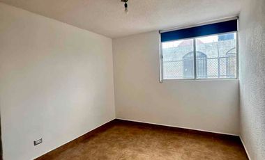 Casa en venta al sur de la ciudad en La Estancia muy cerca de Villasuncion