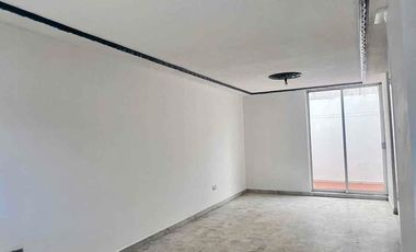 Casa en venta al sur de la ciudad en La Estancia muy cerca de Villasuncion