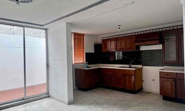 Casa en venta al sur de la ciudad en La Estancia muy cerca de Villasuncion