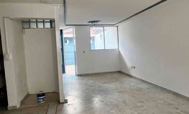 Casa en venta al sur de la ciudad en La Estancia muy cerca de Villasuncion