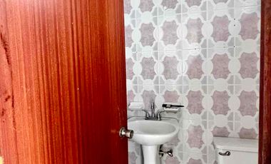 Casa en venta al sur de la ciudad en La Estancia muy cerca de Villasuncion