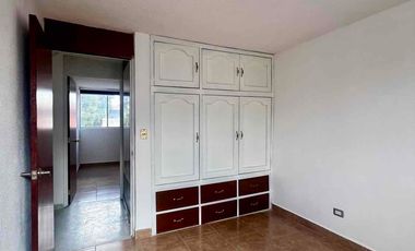 Casa en venta al sur de la ciudad en La Estancia muy cerca de Villasuncion