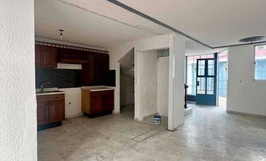 Casa en venta al sur de la ciudad en La Estancia muy cerca de Villasuncion