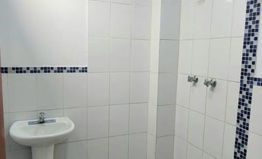 RAZURI departamento por Hospital Lazarte-VENTA