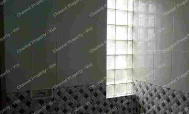 Rumah strategis disewakan  di anggrek loka BSD