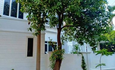 Dijual Rumah Bagus Terawat Nyaman dan Asri 2 Lantai Daerah Waru Sidoarjo