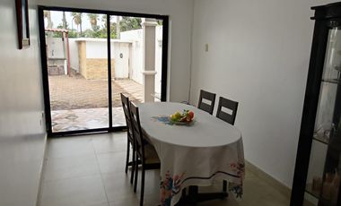 Casa de alquiler amoblada, Urb. Santa María de Casa Grande, 4 dormitorios.