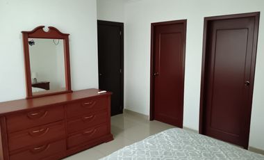 Casa de alquiler amoblada, Urb. Santa María de Casa Grande, 4 dormitorios.