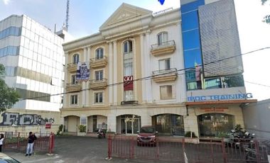 SALE/RENT Shophouse 4,5 floor in HIGH TRAFFIC Mampang Prapatan - WALKING DISTANCE to TransJakarta