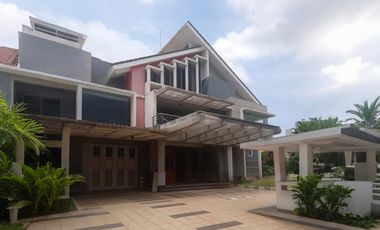 Dijual Rumah Mewah di Perumahan Deltasari Indah – Kureksari, Waru, Sidoarjo