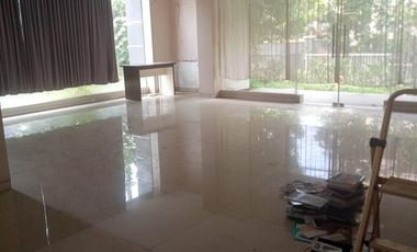 Dijual Rumah Mewah di Perumahan Deltasari Indah – Kureksari, Waru, Sidoarjo