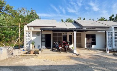 Rumah ini Nyaman, Hanya 300 meter dari Jalan Utama, dengan angsuran Sejuta-an uang muka rendah