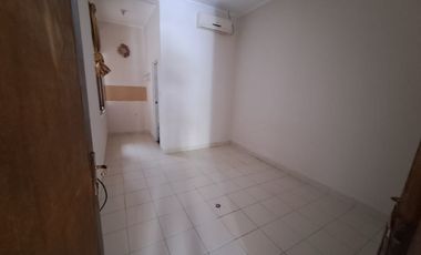 Disewakan Rumah Bagus LT102m di Alam Sutera Serpong TangSel, KD25100605
