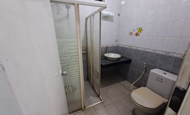 Disewakan Rumah Hook Bagus SHM LB150m di Regency Melati Mas Serpong TangSel, KD25100606