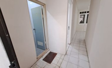 Disewakan Rumah Hook Bagus SHM LB150m di Regency Melati Mas Serpong TangSel, KD25100606