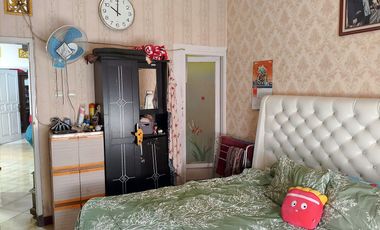 Classic 2 Floor Luxury House Ready to Live in near Cianjur City Center