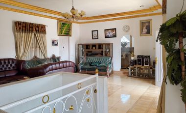 Classic 2 Floor Luxury House Ready to Live in near Cianjur City Center