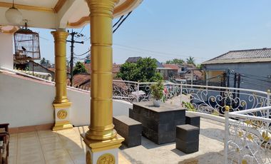 Classic 2 Floor Luxury House Ready to Live in near Cianjur City Center