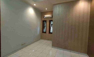 Sewa Rumah baru selesai renovasi di Cluster Batununggal Bandung dekat Tol Buah Batu