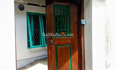 [AMS.047.INT] Jual Rumah Klasik + Gudang Untuk Usaha di Jl Ratna Denpasar + Baru Selesai Renovasi
