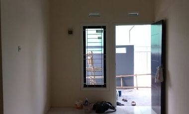 Dijual rumah Hunian Siap Huni di kota blitar